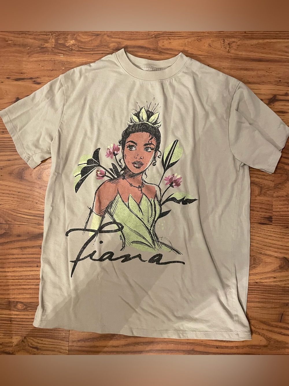 Graphic Tee -Disney Princess Tiana Signature Floral Print XS